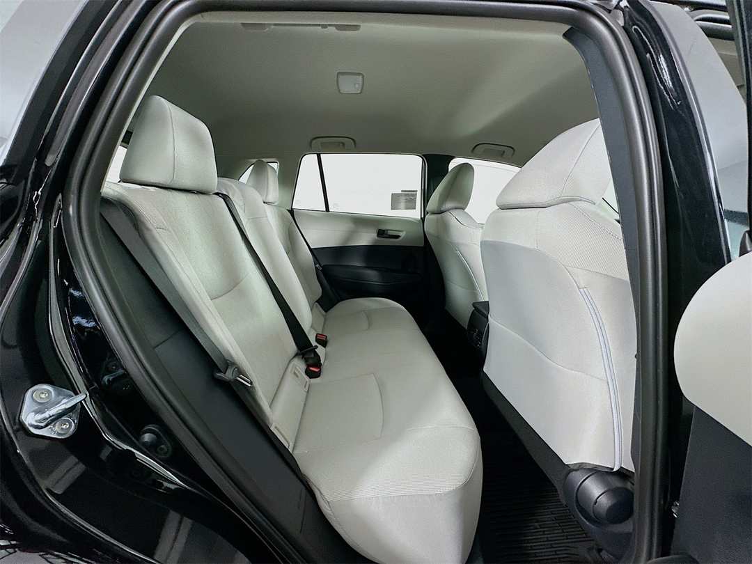 2026 Toyota Corolla Cross L - Image 26