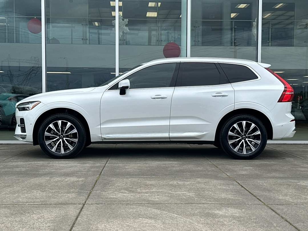 2023 Volvo Xc60 B5 Plus Bright Theme - Image 6