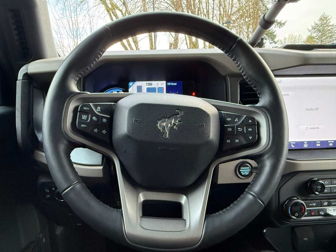 2024 Ford Bronco Wildtrak - Image 30