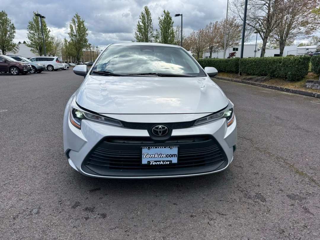 2023 Toyota Corolla LE - Image 2