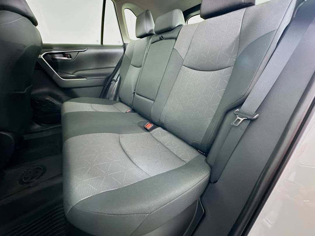 2024 Toyota Rav4 XLE - Image 24