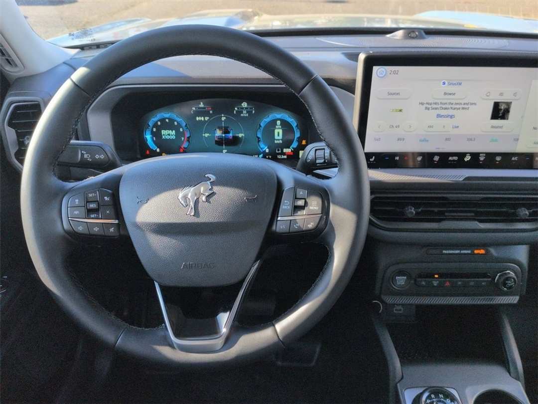 2026 Ford Bronco Sport Outer Banks - Image 14