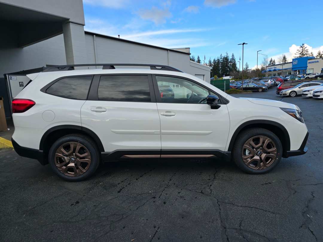 2026 Subaru Ascent Limited Bronze Edition - Image 3