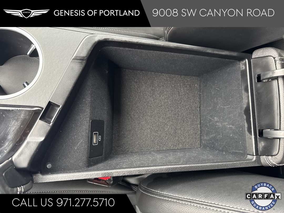 2023 Genesis G70 2.0T - Image 24