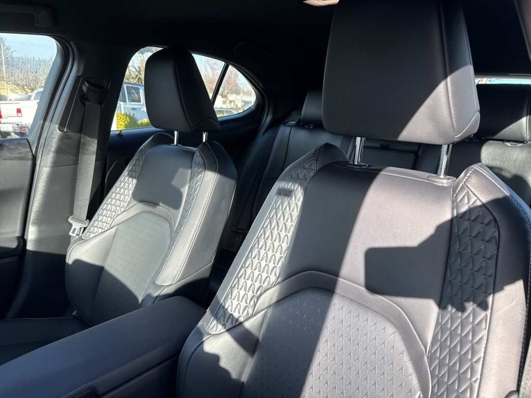 2021 Lexus Ux 200 Base - Image 11