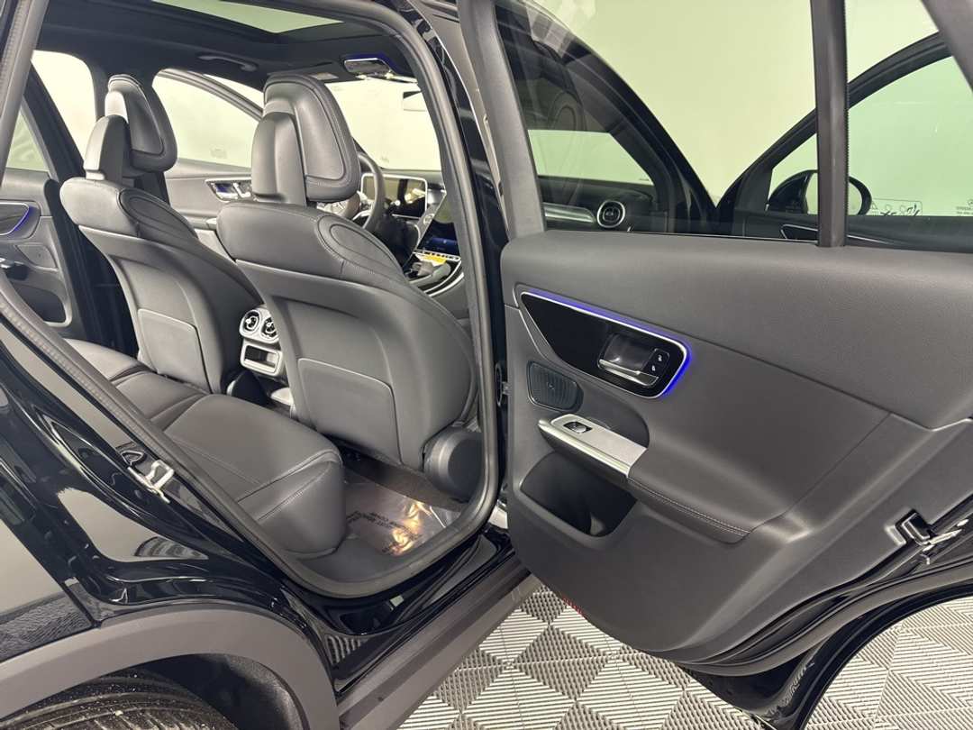 2026 Mercedes-Benz GLC GLC 300 - Image 17