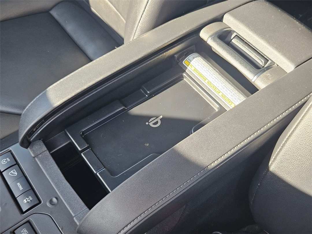 2020 Toyota Highlander XLE - Image 27