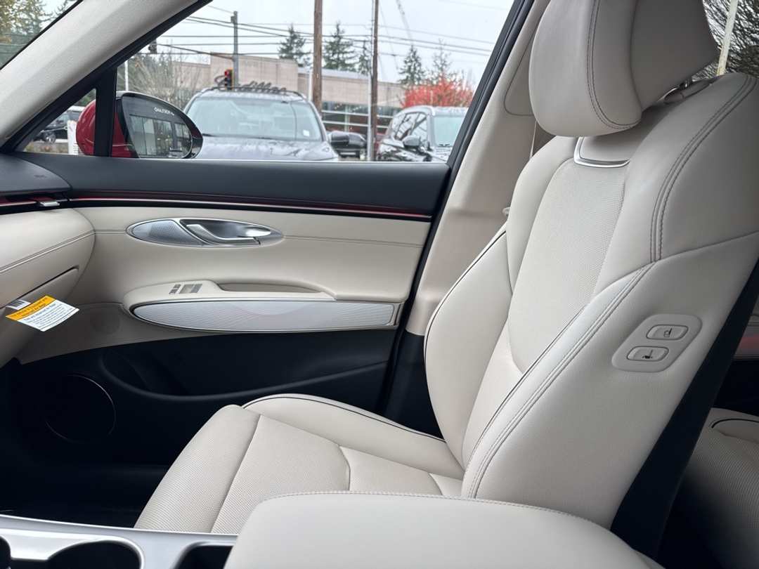 2026 Genesis Gv70 2.5T Advanced - Image 31