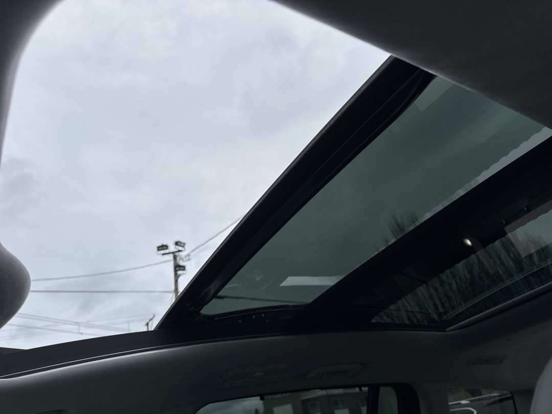 2026 Hyundai Ioniq 9 Performance Calligraphy - Image 34