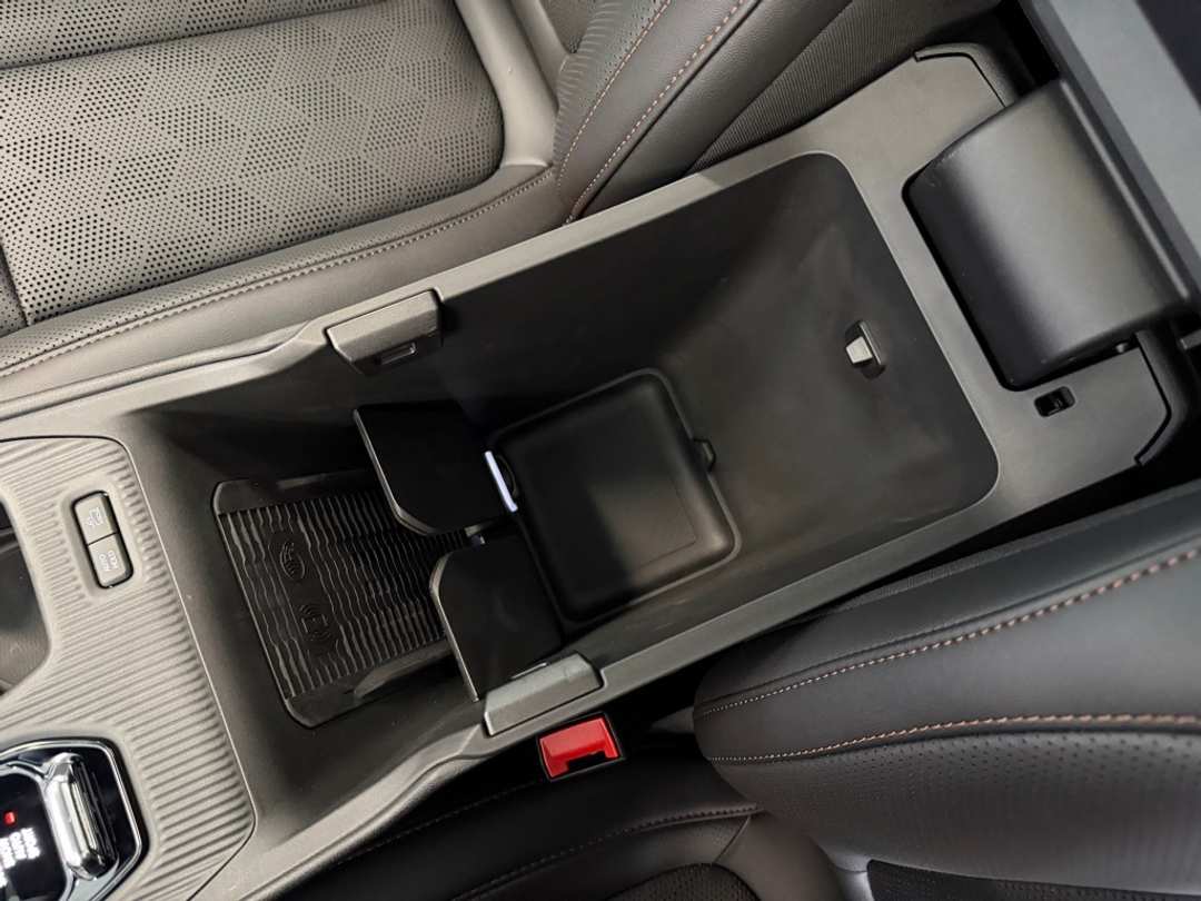 2026 Jeep Cherokee Overland - Image 30