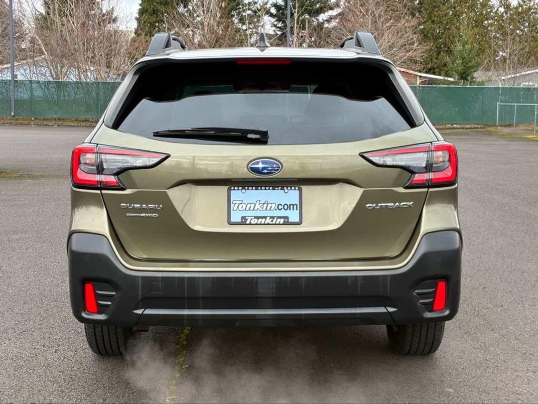2021 Subaru Outback Premium - Image 6