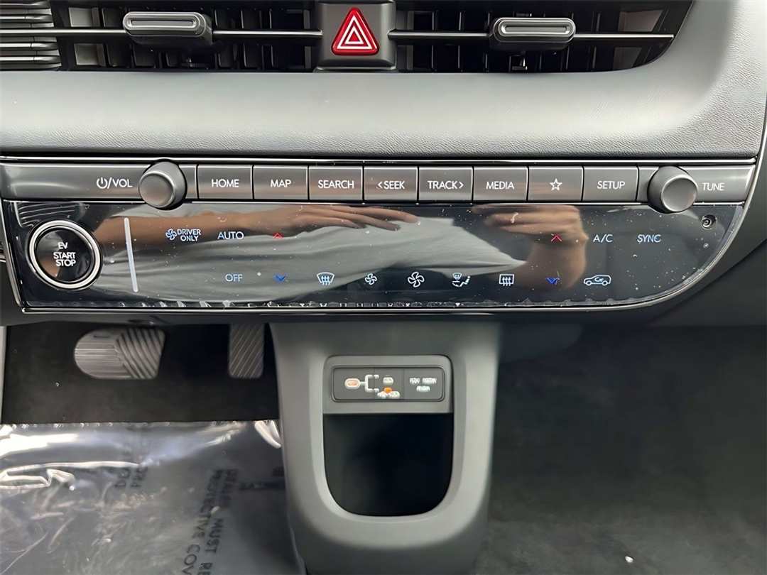 2026 Hyundai Ioniq 5 XRT - Image 24