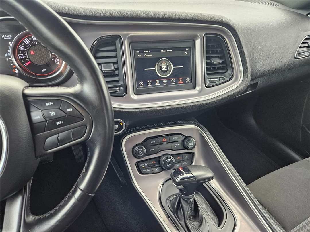 2022 Dodge Challenger SXT - Image 19
