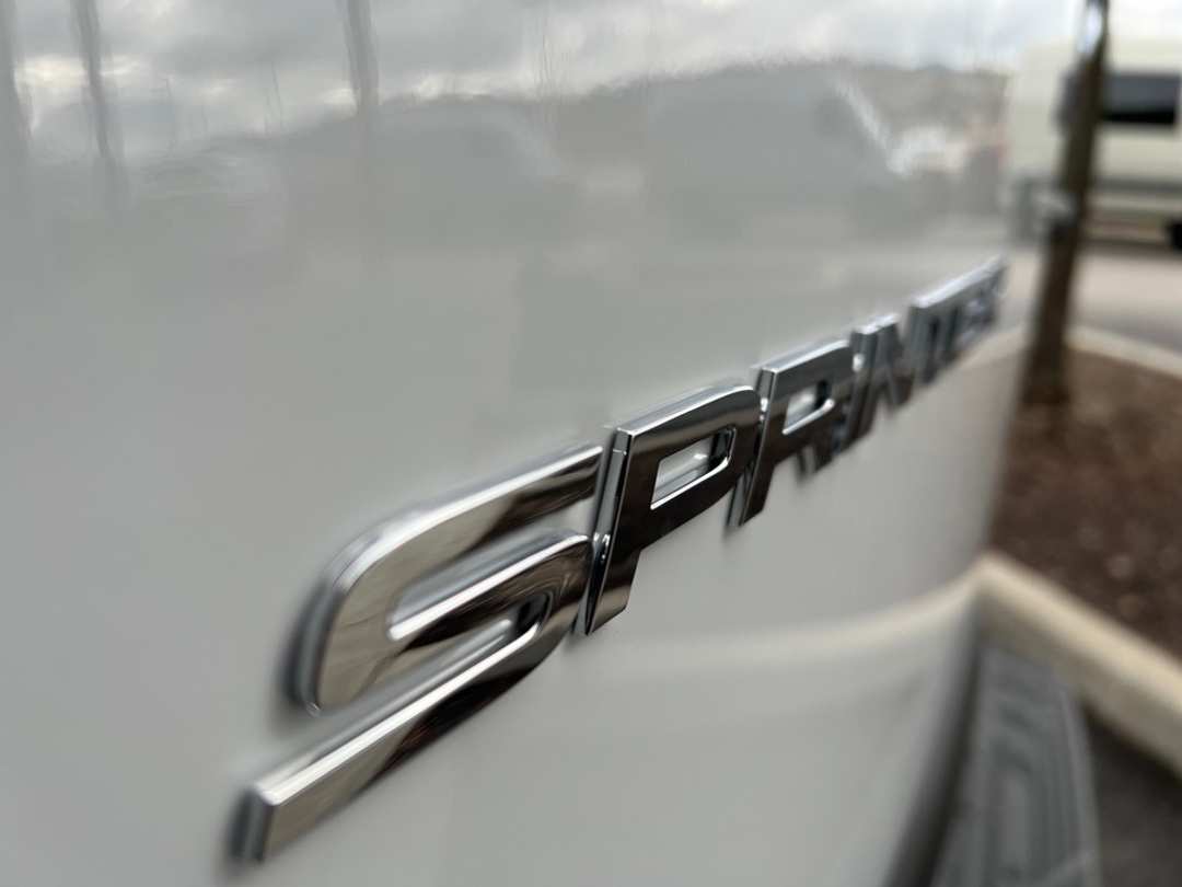 2024 Mercedes-Benz Sprinter 2500 Cargo 144 WB - Image 12