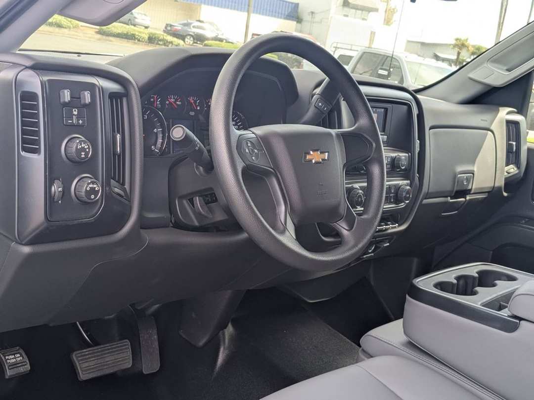 2024 Chevrolet Silverado 4500Hd Work - Image 10