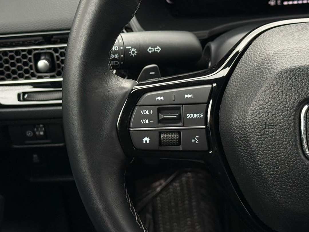 2025 Honda Civic Sport - Image 21