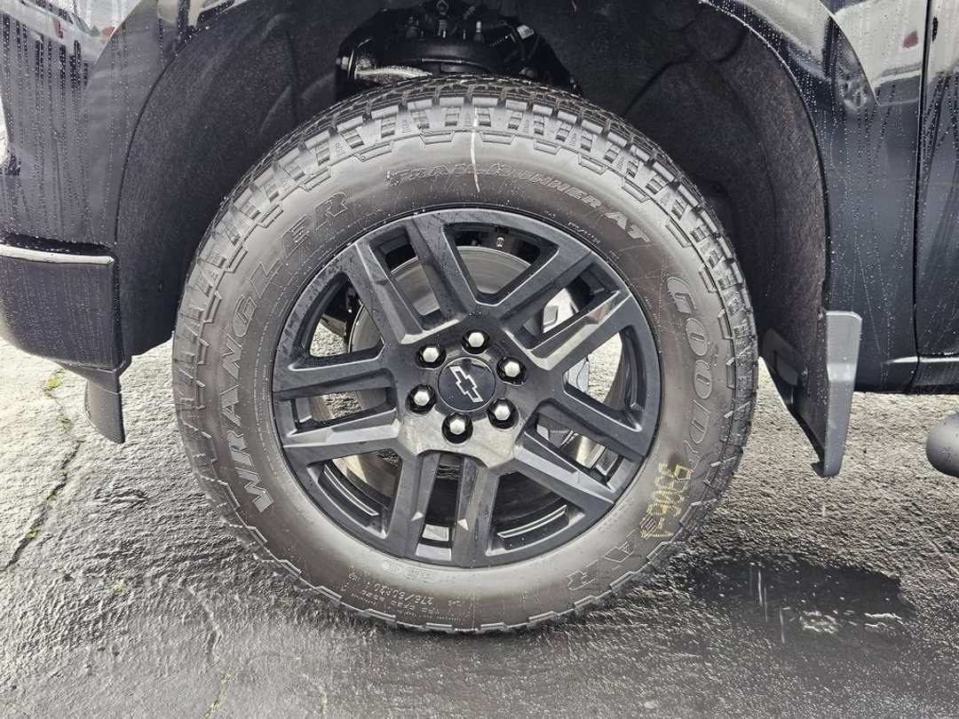 2026 Chevrolet Silverado 1500 Custom - Image 41