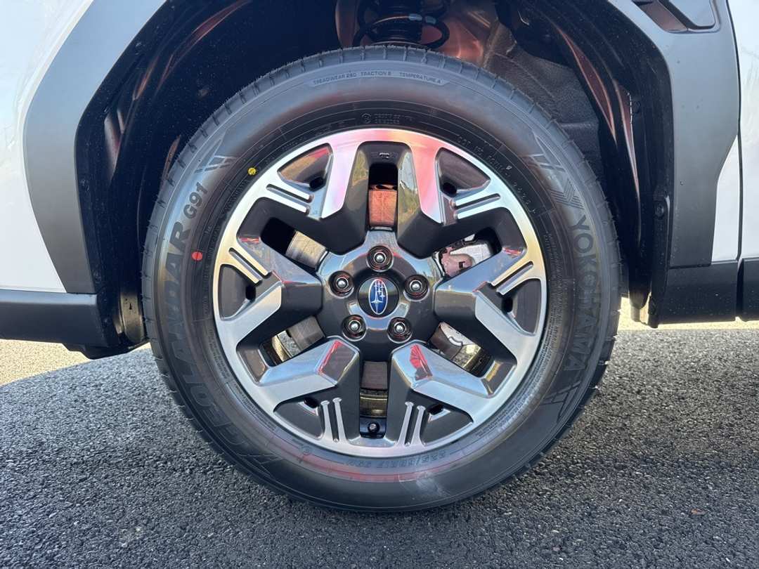 2026 Subaru Forester Premium - Image 9