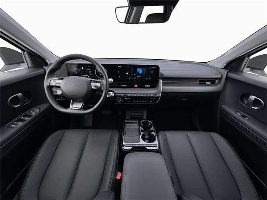 2026 Hyundai Ioniq 5 SEL - Image 13