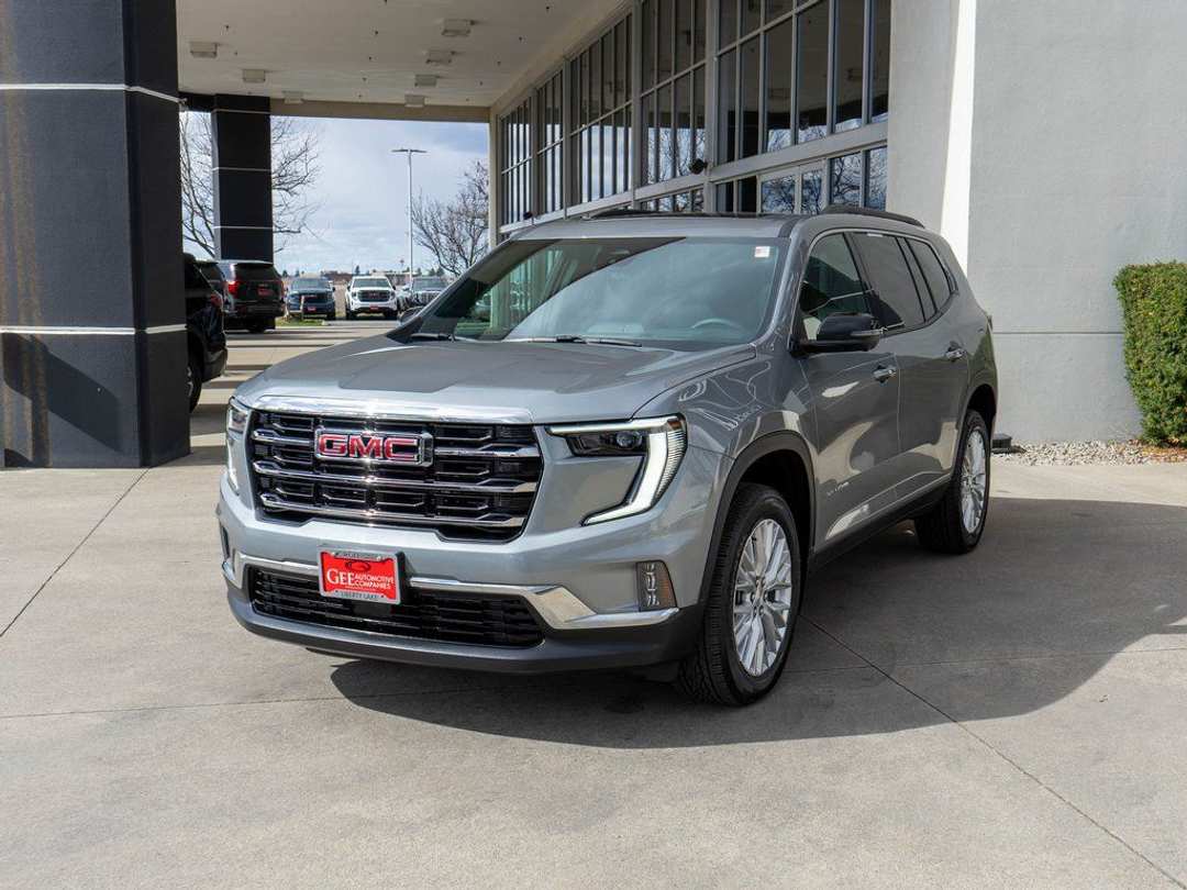 2026 GMC Acadia Elevation - Image 3