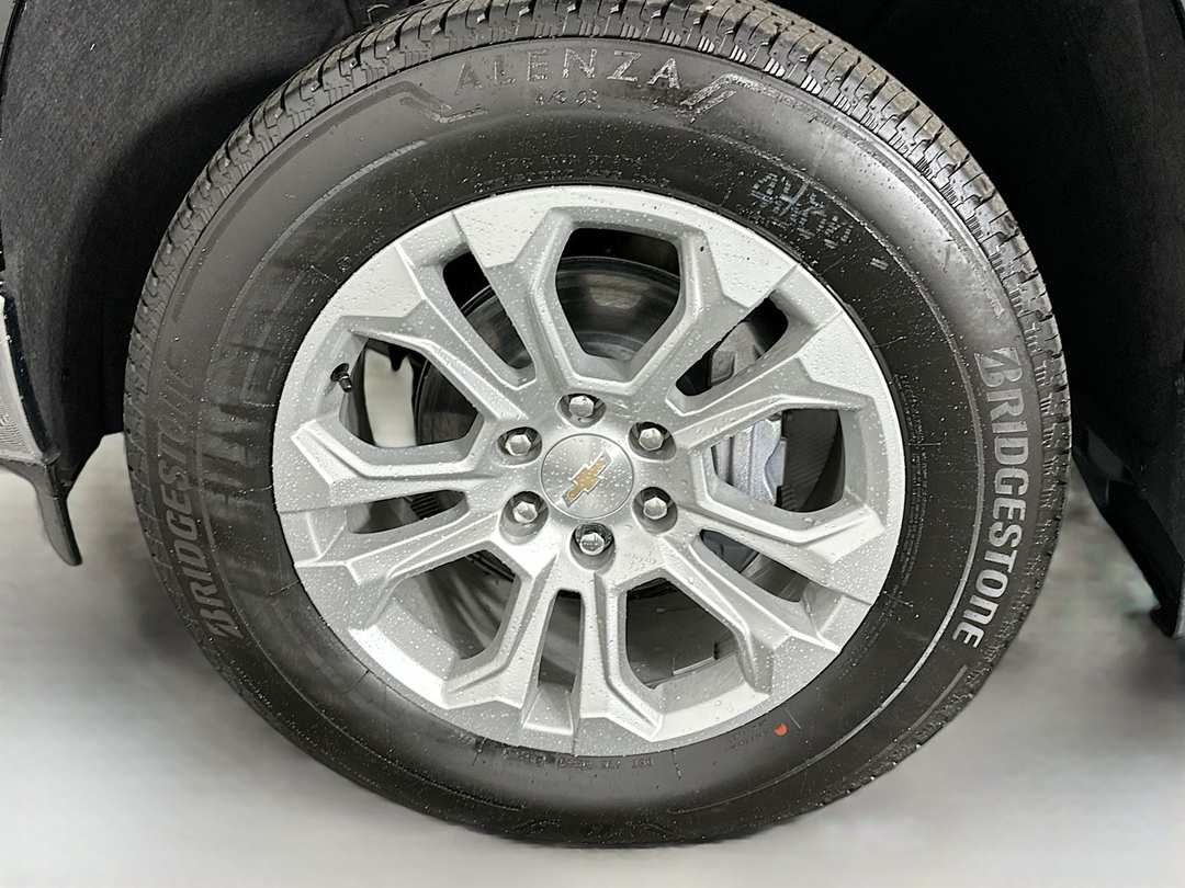 2025 Chevrolet Silverado 1500 LTZ - Image 33