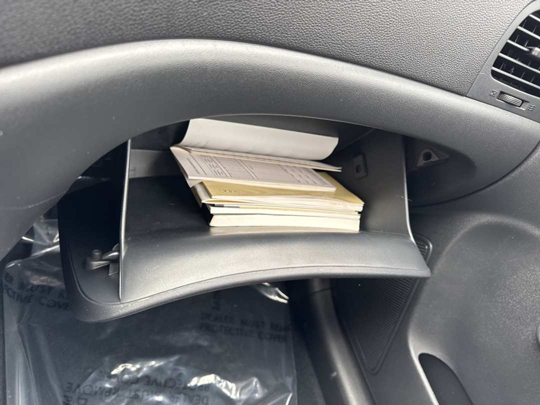 2008 Hyundai Accent GS - Image 24