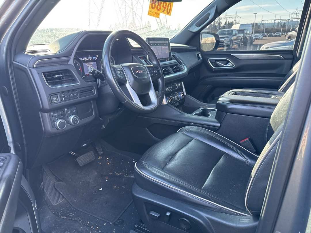 2021 GMC Yukon SLT - Image 8