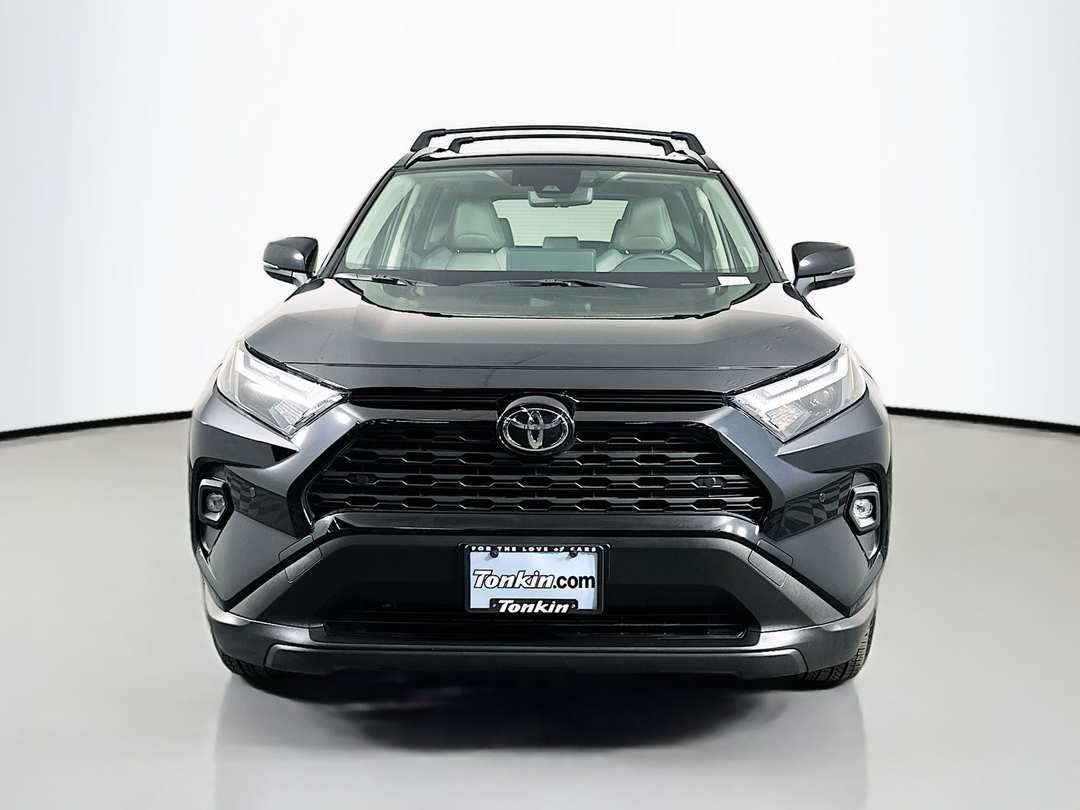 2025 Toyota Rav4 XLE Premium - Image 2