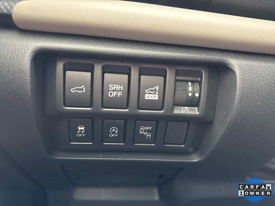 2023 Subaru Forester Limited - Image 40