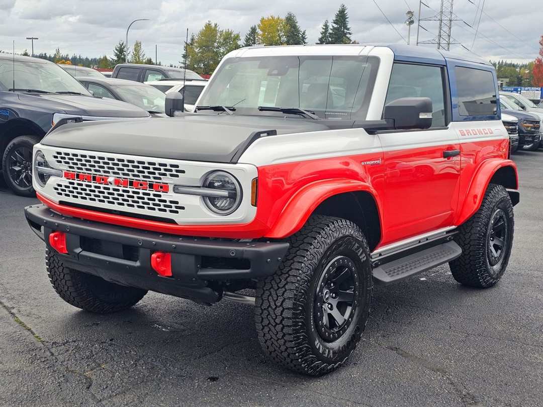 2025 Ford Bronco Stroppe Edition - Image 3