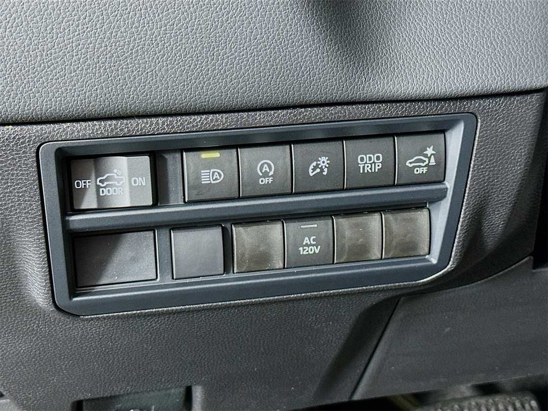 2026 Toyota Tundra Limited - Image 10