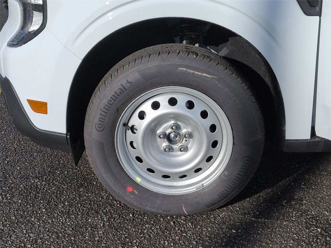 2026 Ford Maverick XL - Image 30