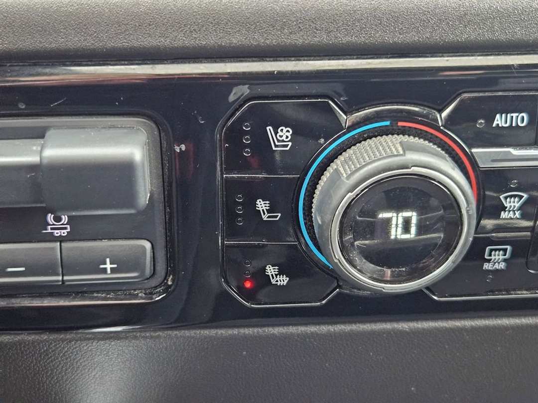 2024 Chevrolet Silverado 3500Hd LTZ - Image 25