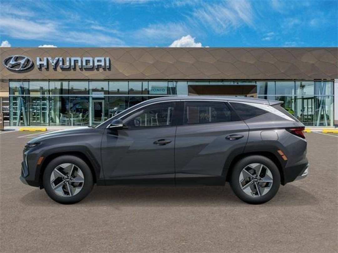 2026 Hyundai Tucson SEL - Image 3