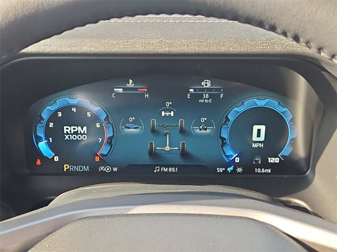 2025 Ford Bronco Outer Banks - Image 15