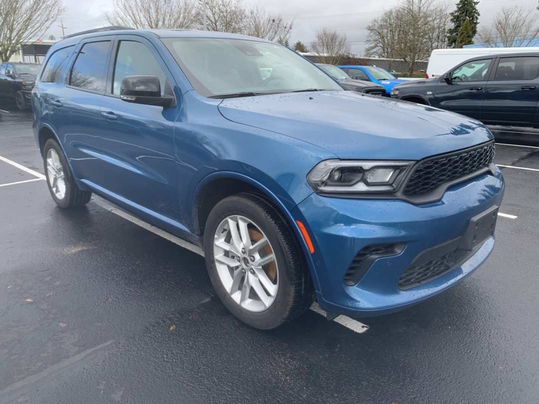 2025 Dodge Durango GT Plus - Image 5