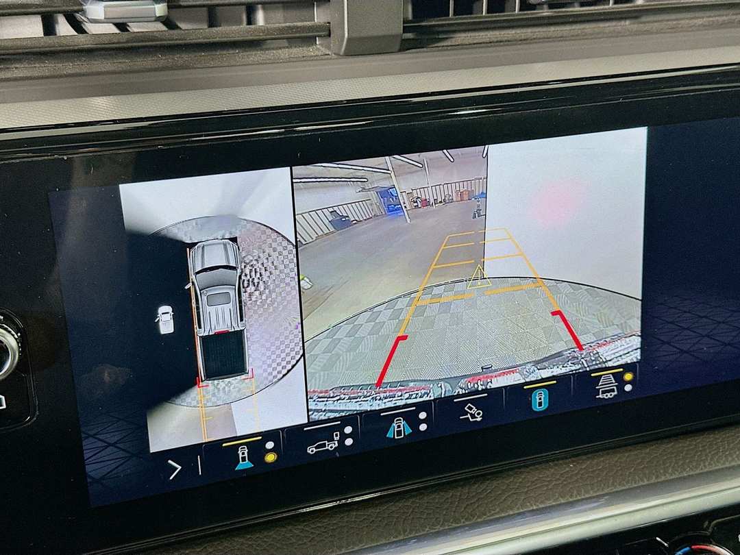 2023 GMC Sierra 1500 Denali - Image 15