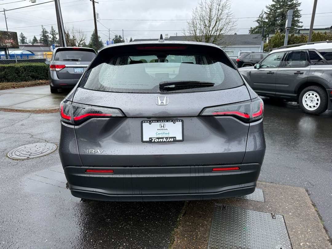2025 Honda HR-V LX - Image 8