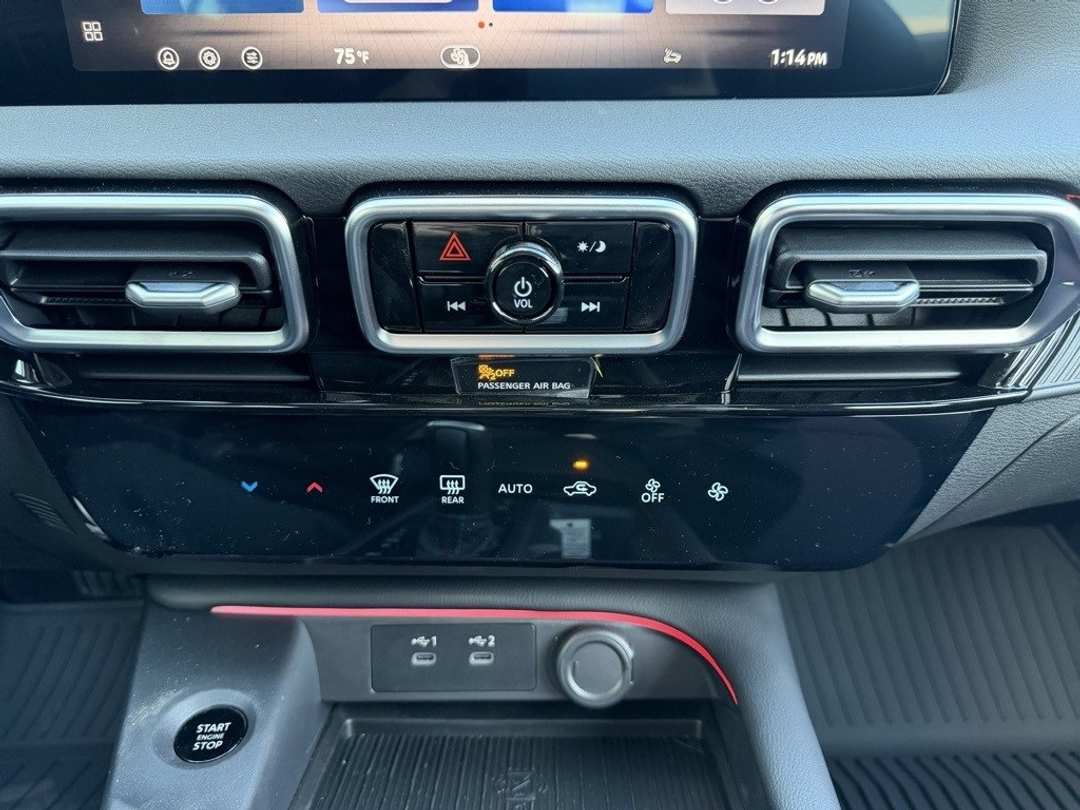 2026 Nissan Sentra SR - Image 23