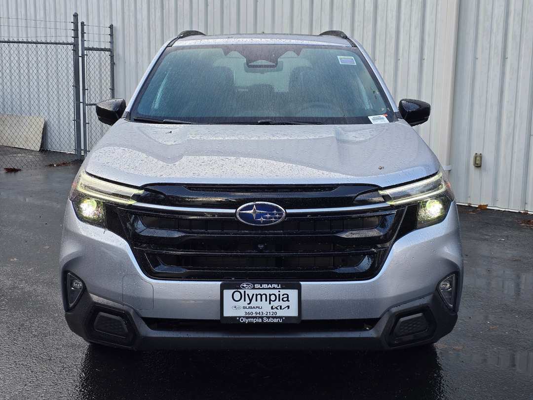 2026 Subaru Forester Touring - Image 2