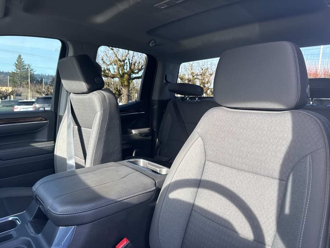 2023 GMC Sierra 1500 Elevation - Image 15