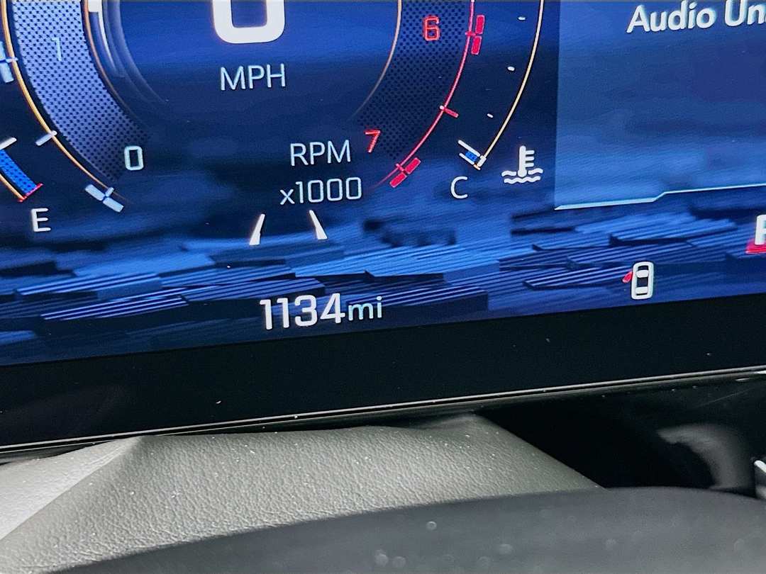 2025 Chevrolet Suburban Premier - Image 12