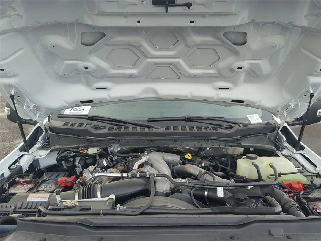 2024 Ford F-550Sd XL - Image 24