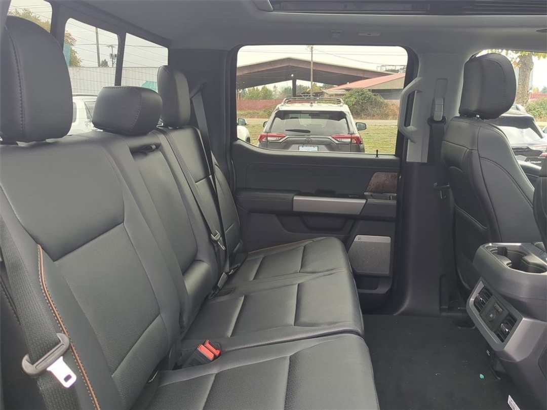 2026 Ford F-350Sd Lariat - Image 30