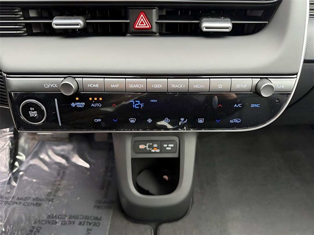 2026 Hyundai Ioniq 5 Limited - Image 22