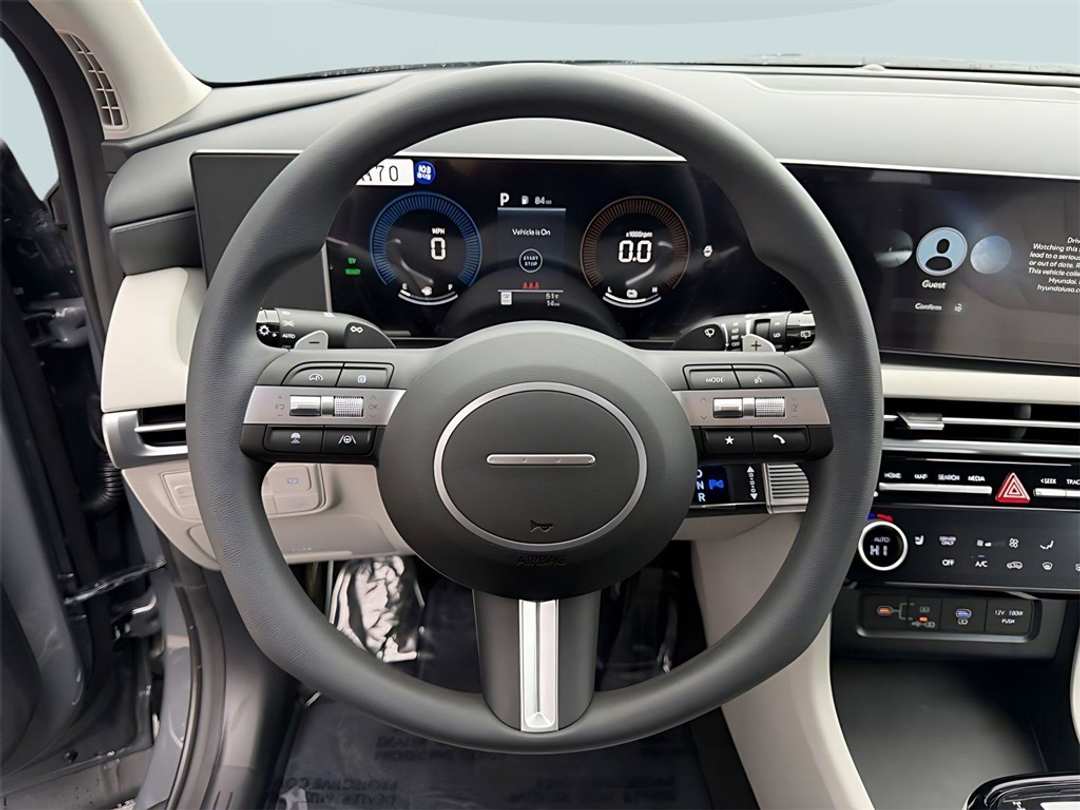 2026 Hyundai Tucson SEL - Image 18