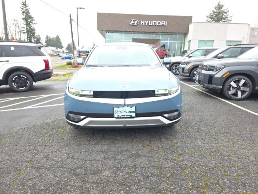 2024 Hyundai Ioniq 5 SE - Image 4