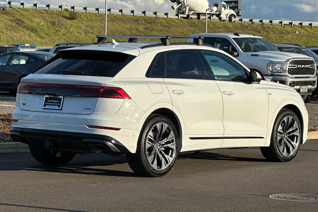 2026 Audi Q8 - Image 3