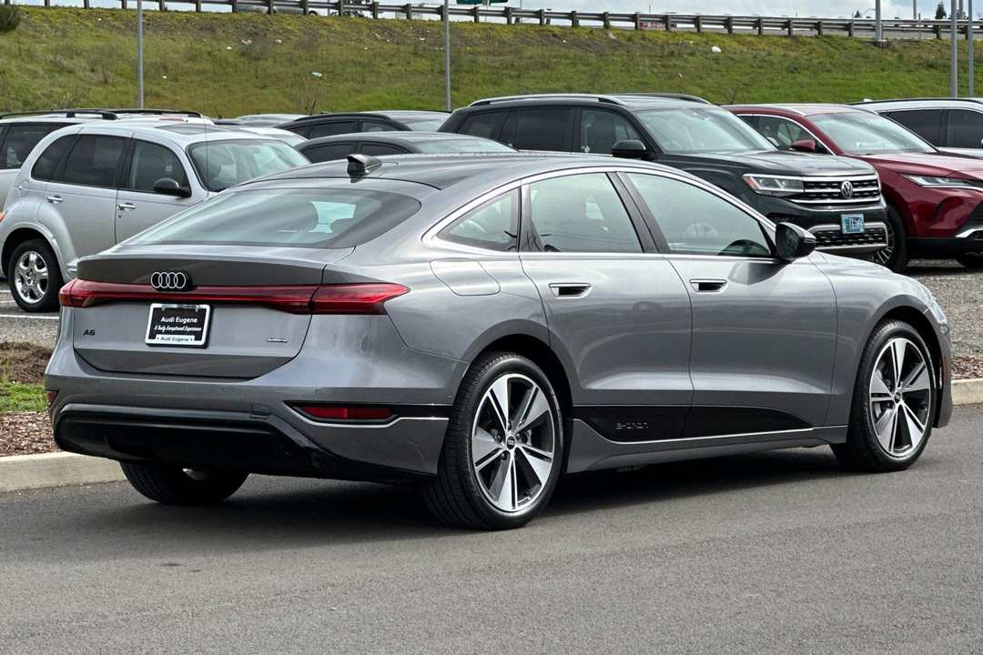 2025 Audi A6 Sportback E-Tron Premium Plus - Image 3