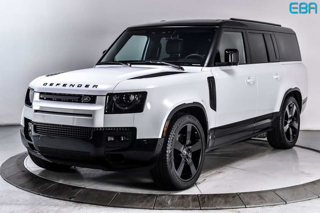 2025 Land Rover Defender 130 XDynamic SE - Image 2